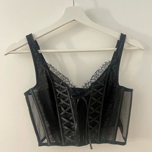 Victoria’s Secret Dream Angels Unlined Lace-Up Corset Top in Black Lace Size M